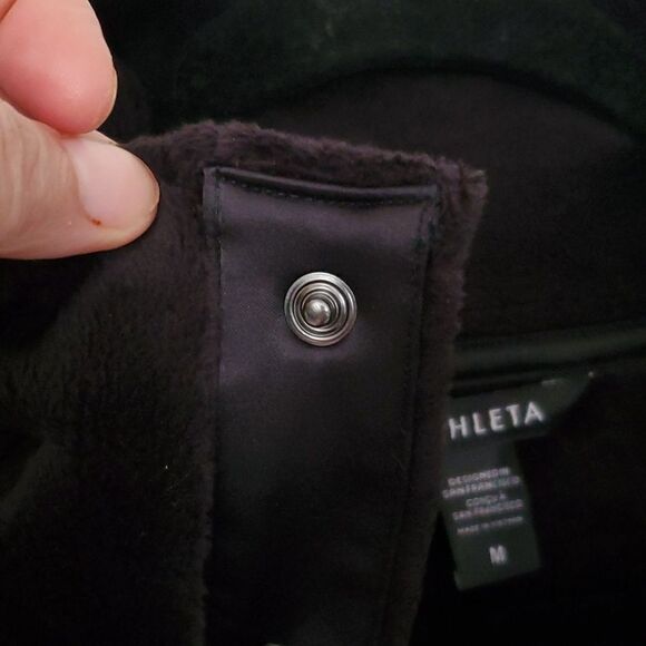 Athleta Recover Cozy Snap Front Fleece in Black Size M - Picture 7 of 12